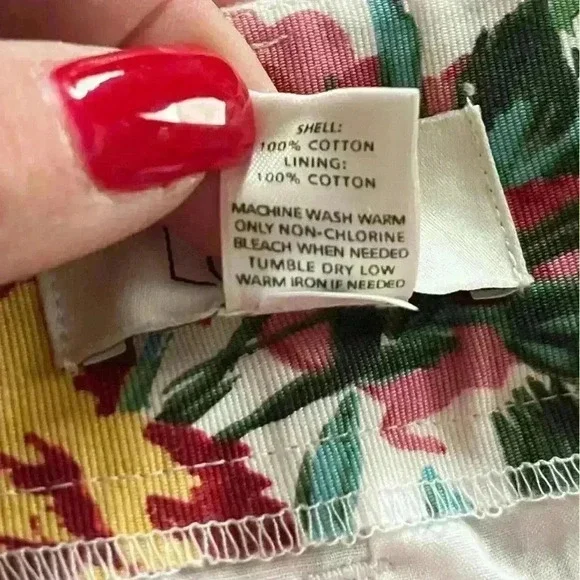 EUC Loft Vibrant Floral Mini Skirt Size 00 Petite - Picture 11 of 11